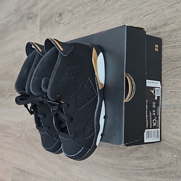 Jordan 6 retro dmp (td) black/metallic gold kids size 10c - Picture 3 of 5